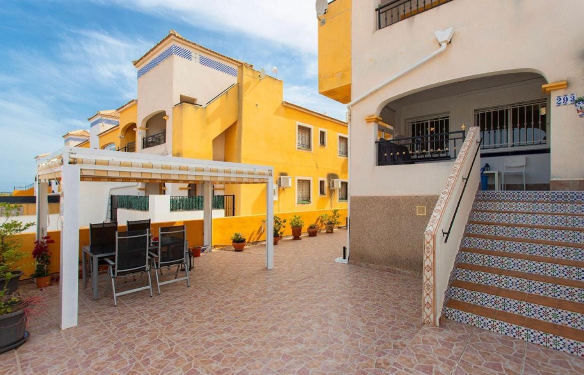Bungalow La Herrada Los Montesinos Exterior photo